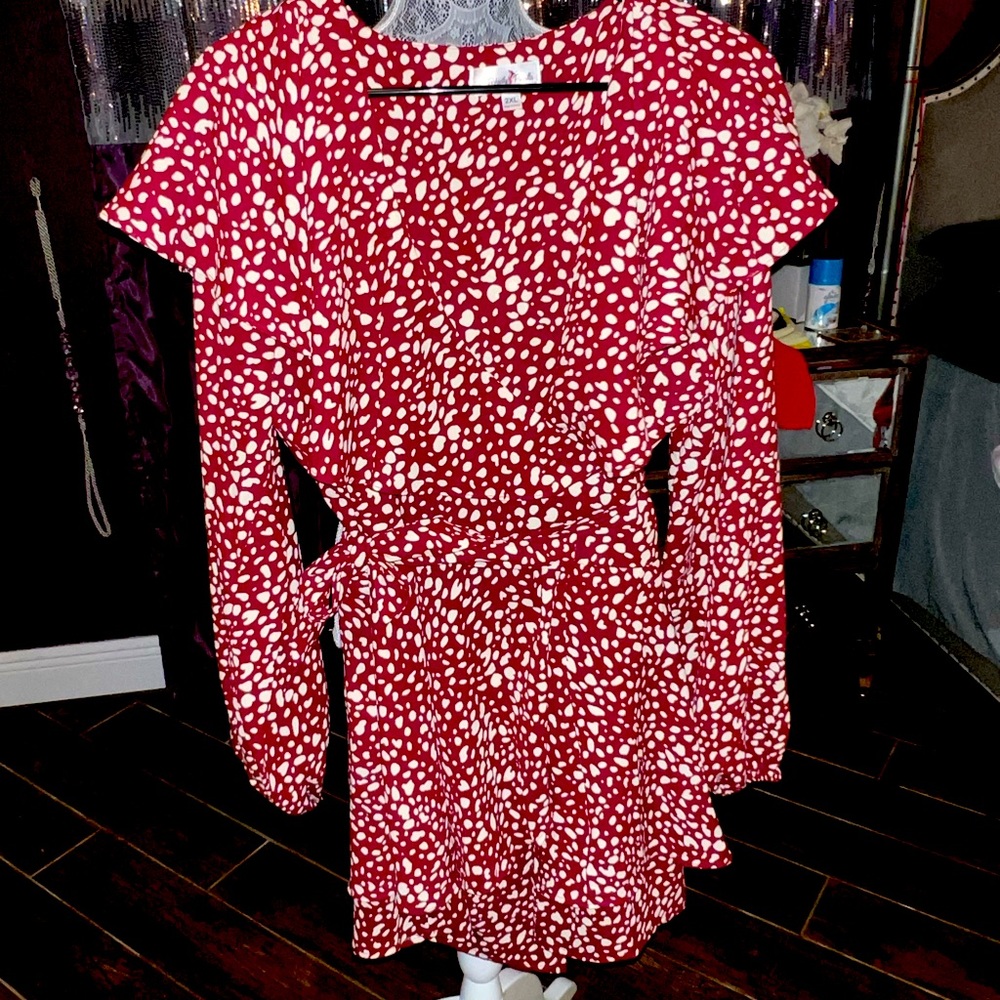 One piece maroon & cream skort dress. Cute for work or going out for a night.